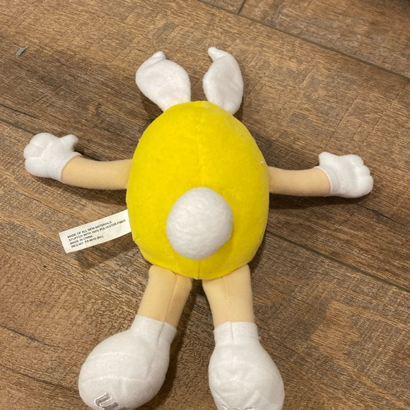 Yellow M&M  Easter Bunny Plush 2007 10.5” Mars Inc - Picture 6 of 8
